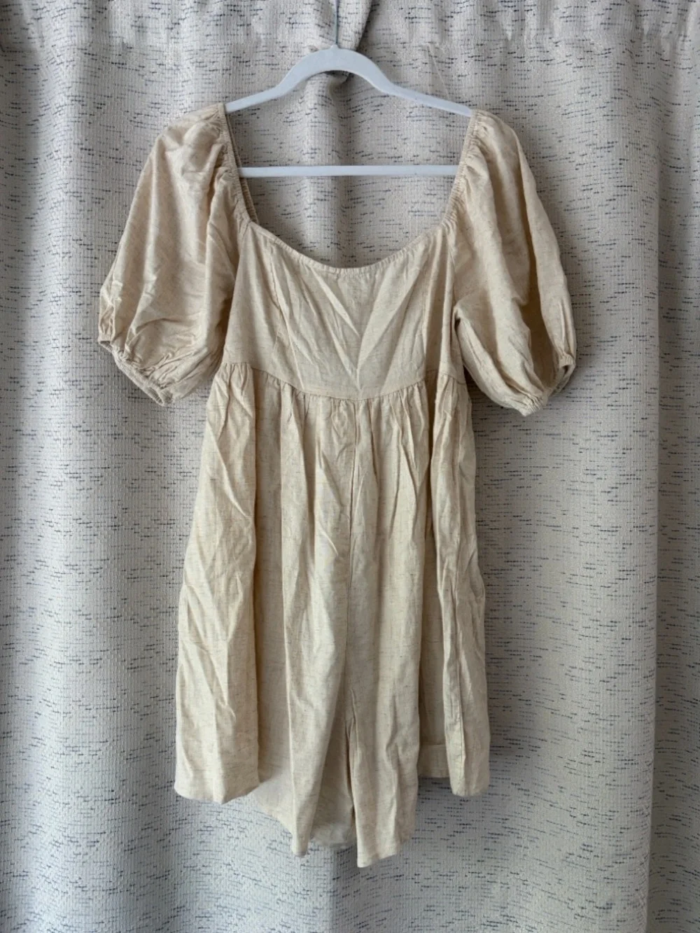 By Together Beige Puff-Sleeve Linen Romper NWT - Picture 2 of 8